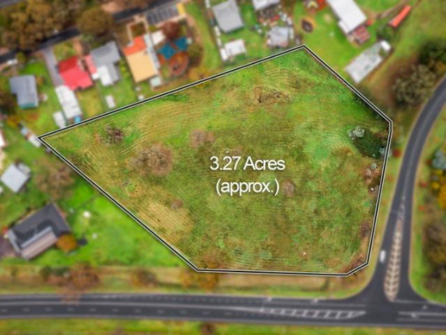 Approved 6 Lot Subdivision Opportunity on 3.27 Acres in the Heart of Pyalong