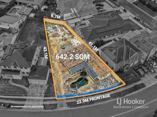 APPROVED TRIPLEX SITE READY TO BUILD