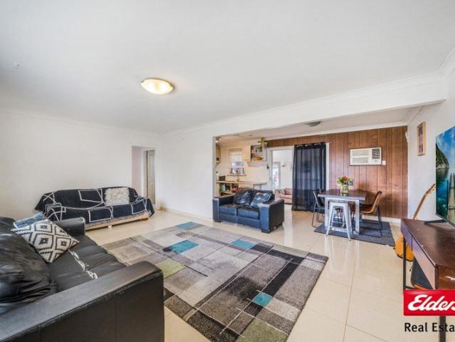 APPROVED DA FOR 2 BED GRANNY FLAT. PRICED TO SELL UNDER $1M!