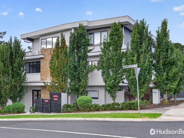 Approx. 120sqm Property, Quietly Set, North Facing & Opposite Tunstall Square In the EDSC School Zone