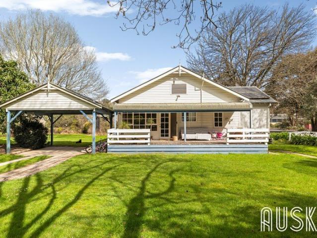Approx. 15 Acres of Yarra Valley Lifestyle Minutes from Healesville