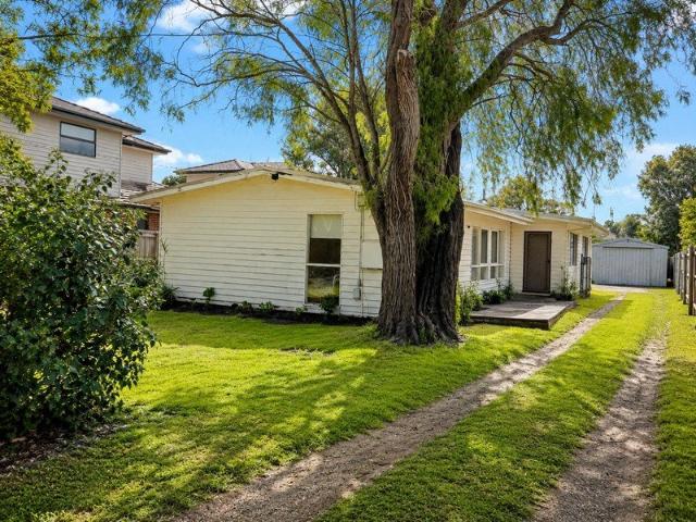 Approx. 1,097m² of Opportunity in the Heart of Seaford