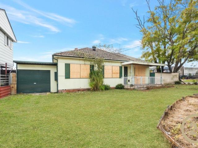 Approx. 701.9sqm | R3 Zoning Medium Density | Renovation & Subdivision Potential STCA