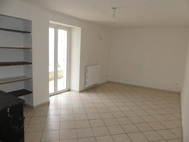 APPRT 3 CHAMBRES