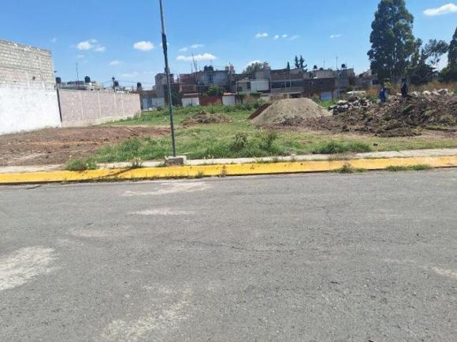 Aproveche Terreno 200 Metros Plano en calle cerrada,muy bien ubicado. Excelente precio!