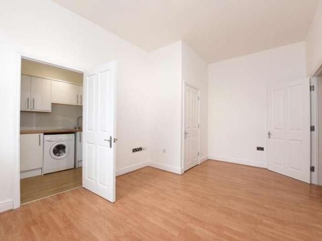 Apsley House High Street, Aldershot, GU11