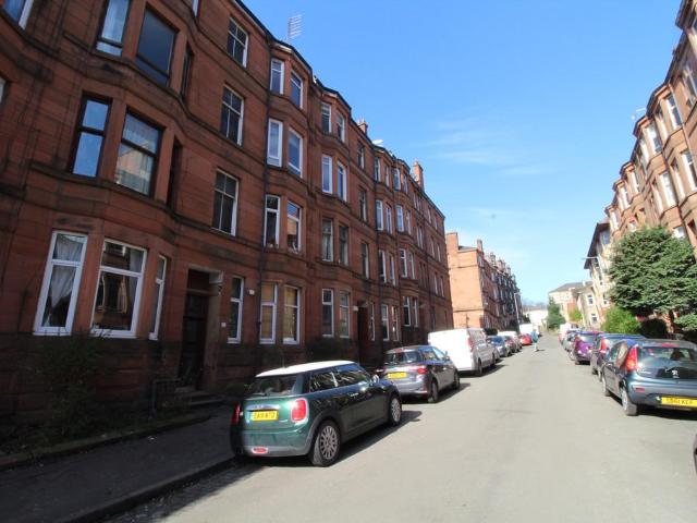 Apsley Street, Glasgow G11 1 bed flat to rent £1,025 pcm £237 pw
