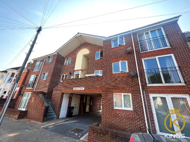 Apsley Road, Southsea PO4, 2 bed flat to rent, £1,100 pcm | PrimeLocation