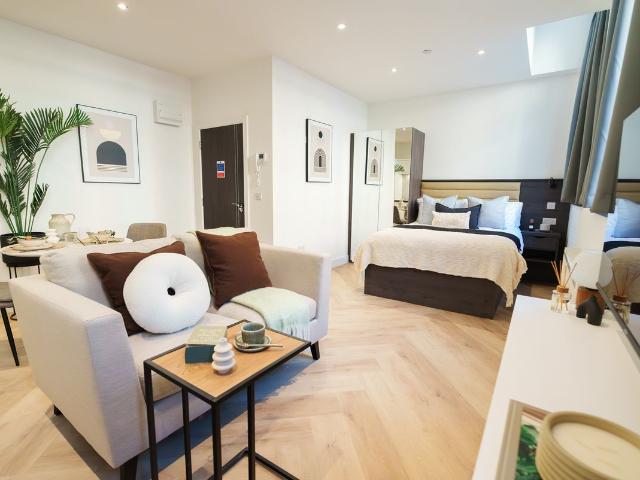 Apt 001, Churchill House Residence #088918 LS1, Studio to rent, £1,050 pcm | PrimeLocation
