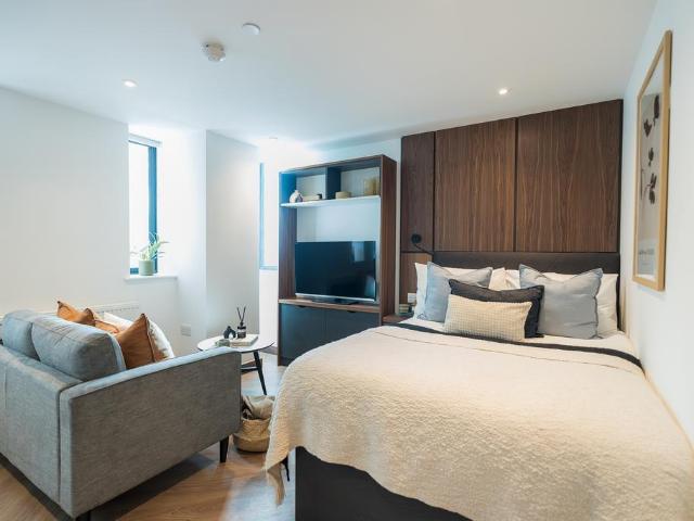 Apt 0121, Live Oasis Merrion Street. Studio to rent £1,091 pcm £252 pw