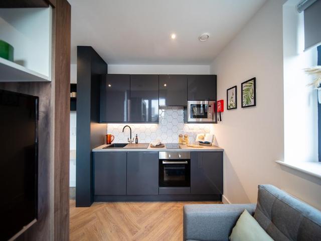 Apt 0314, Q Three Residence, 30. Studio to rent £1,106 pcm £255 pw