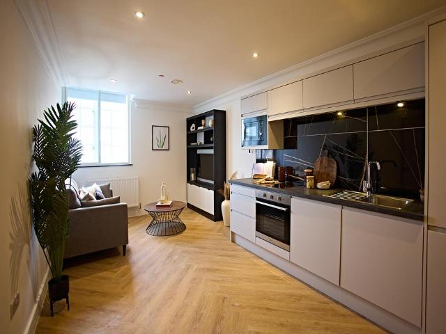 Apt 0413, Live Oasis Eastgate, 1. 2 bed apartment to rent £1,999 pcm £461 pw