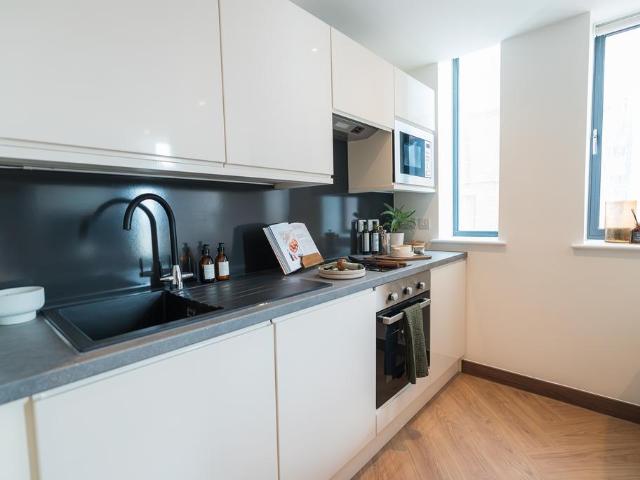 Apt 0420, Live Oasis Merrion Street. Studio to rent £1,122 pcm £259 pw