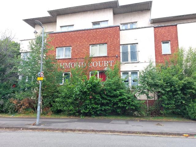 Richmond Court, North George Street, Salford M3, 3 bed flat to rent, £1,300 pcm | PrimeLocation