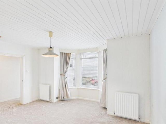 Apt 1 Pier House, 1 Seafront Road, Holywood, BT18 0BB