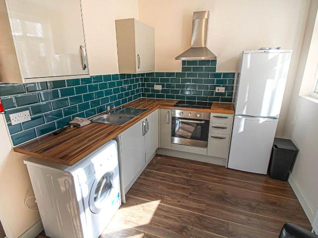 Apt 23, Clarendon House #556906 LS2, Studio to rent, £760 pcm | PrimeLocation