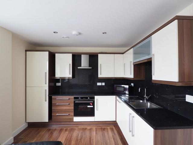 Apt 23 Devonshire Point, 2 bedroom, Apartment