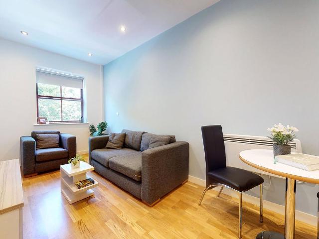 Apt 25, Crown Residence