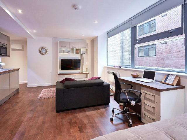 Apt 26, 5 South Parade, 5 South. Studio to rent £940 pcm £217 pw