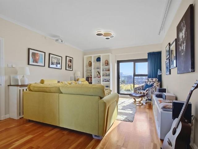 Apt 28 Pilot Place