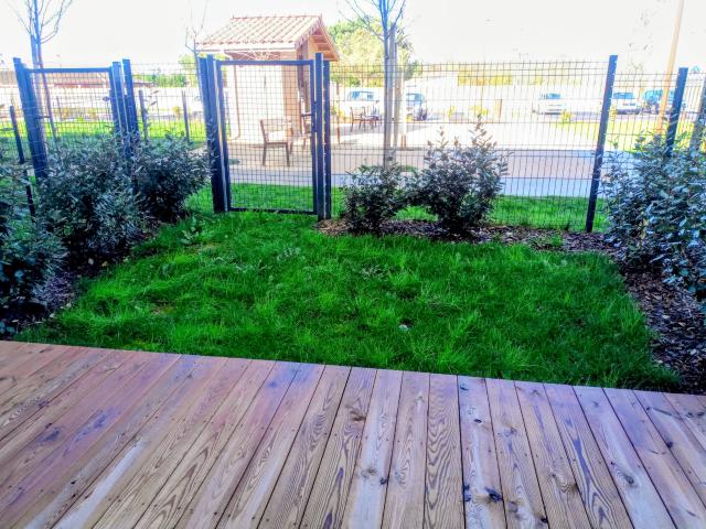 Appartement type 2 avec terrasse et jardin