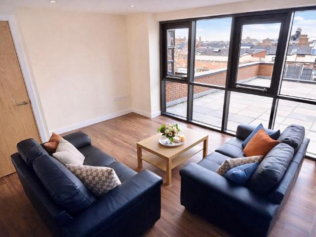 Apt 2 Devonshire Point 3 bed apartment to rent £1,430 pcm £330 pw