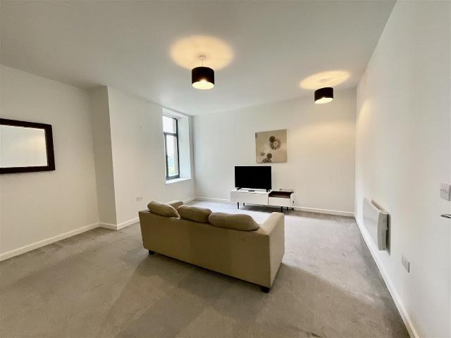 Apt 302, 2 Manor Row, City Centre, Bradford BD1, 1 bed flat to rent, £775 pcm | PrimeLocation