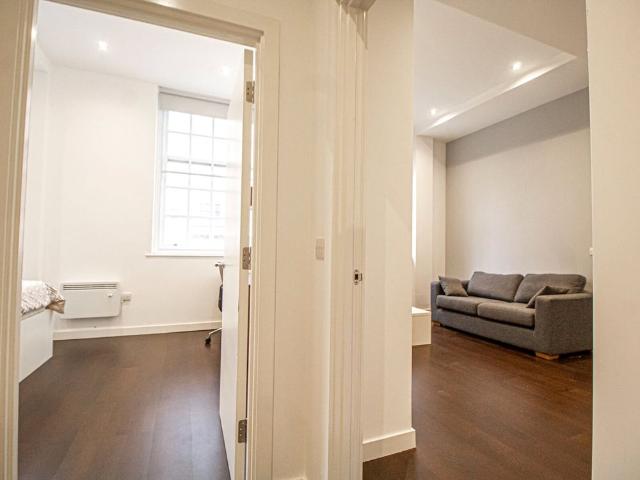 Apt 35, Park Square Residence