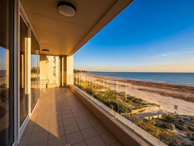 Apt 37/5 Holdfast Promenade, GLENELG SOUTH, SA 5045