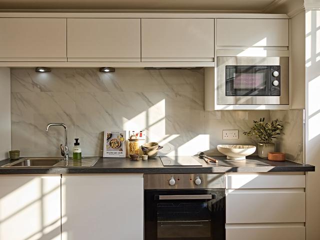 Apt 7, 17 21 Cookridge Street #016436 LS2, Studio to rent, £1,099 pcm | PrimeLocation