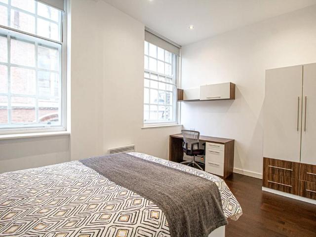 Apt 48, Park Square Residence, 21. 1 bed apartment to rent £1,030 pcm £238 pw