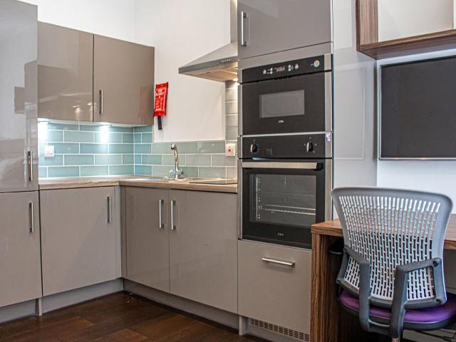 Apt 59, Park Square Residence #612262 LS1, Studio to rent, £828 pcm | PrimeLocation