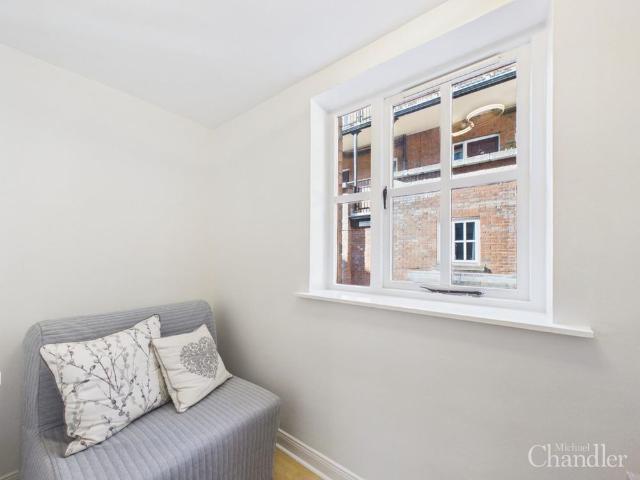 Apt 5 48 Rossmore Drive, Ormeau, Belfast, BT7 3LA