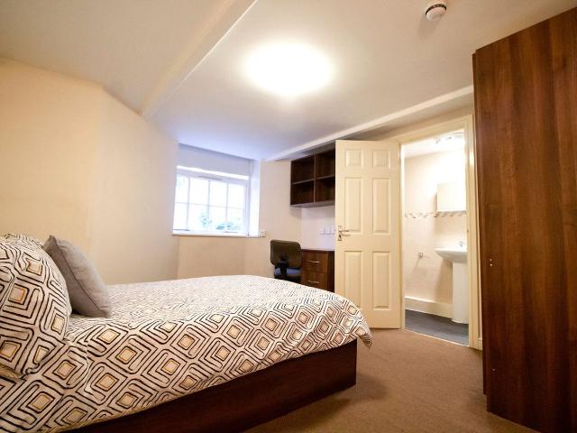 Apt 9A, 8 Springfield Mount #427729 LS2, Studio to rent, £669 pcm | PrimeLocation