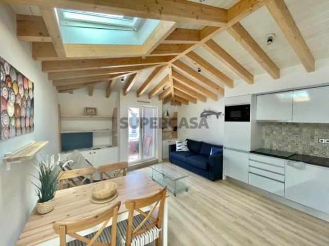 APT A 100 METROS DA PRAIA DA CALIFORNIA