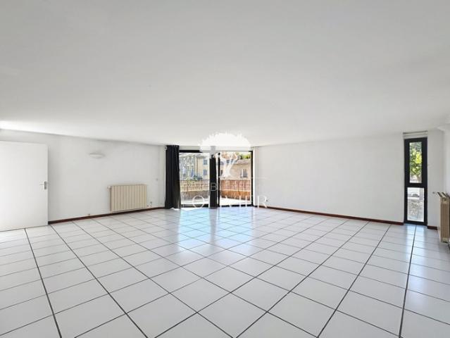 APT Appartement standing 3 chambres avec ascenseur et terrasse