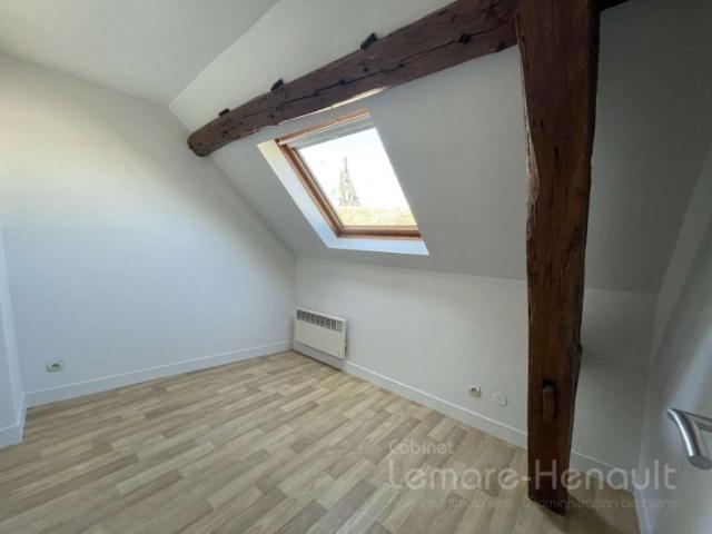 APT F2/F3 43 M² au pied de la gare et du centre ville parfait état