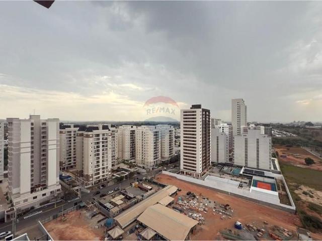 Apt moderno c/ vista incrível no Parque Campolim