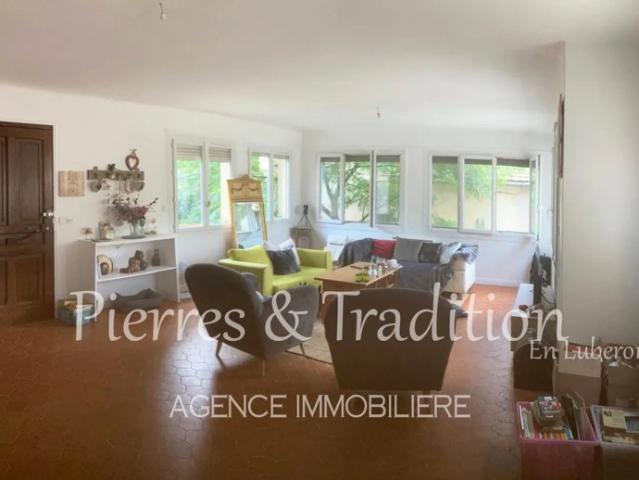 APT, proche centre ville, appartement T4 avec jardin, terrasse et dépendances
