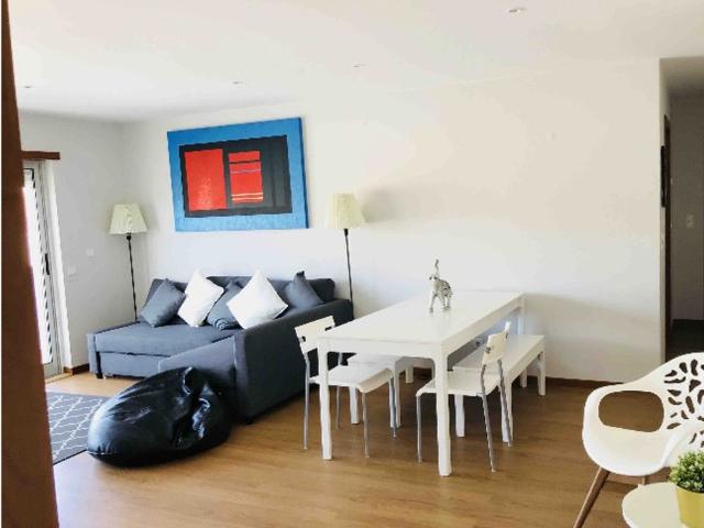 Apt T2, 15m de Lisboa, Sintra e Cascais
