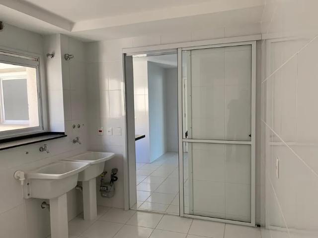 Apto Novo de 243 metros com 04 Suítes no Centro de Alphaville Barueri SP