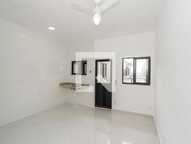 Apto, Olaria, 1 Quarto, 30 m2 Rio de Janeiro