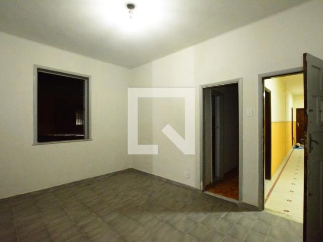 Apto, Olaria, 2 Quartos, 56 m2 Rio de Janeiro
