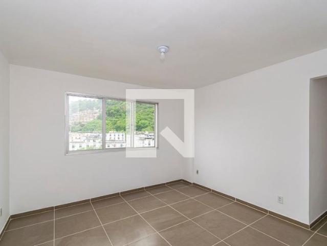 Apto, Olaria, 2 Quartos, 58 m2 Rio de Janeiro