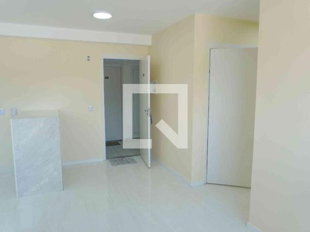 Apto, Alphaville, 2 Quartos, 49 m2 Santana de Parnaíba