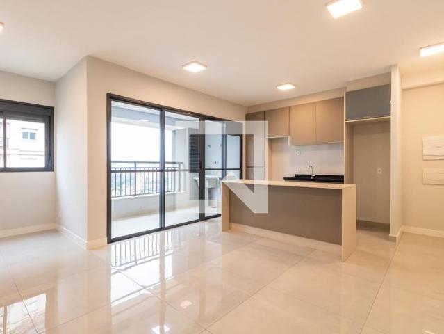 Apto, Alphaville, 2 Quartos, 70 m2 Barueri
