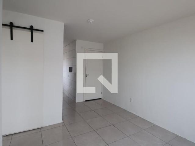 Apto, Bairro Fátima, 2 Quartos, 45 m2 Canoas