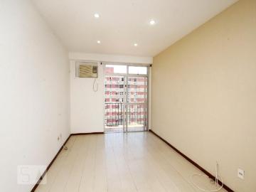 Rua Bambina, Praça Praia Nova - Sala de serviços