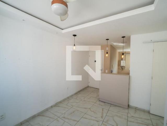 Apto, Brás de Pina, 2 Quartos, 40 m2 Rio de Janeiro