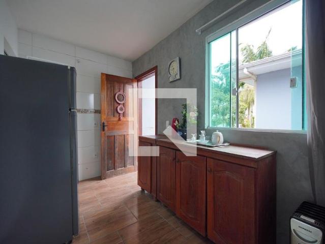 Apto, Cachoeira do Bom Jesus, 1 Quarto, 42 m2 Florianópolis